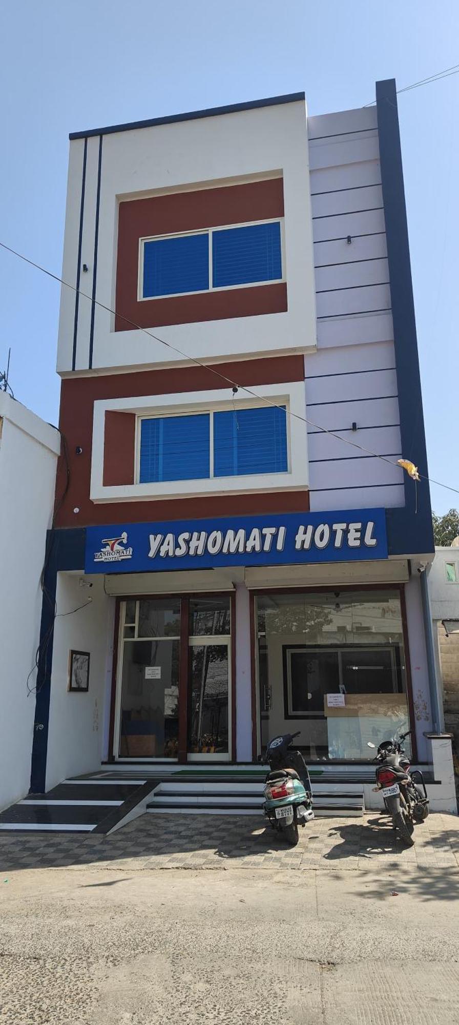 Yashomati Hotel Maheshwar Exteriör bild
